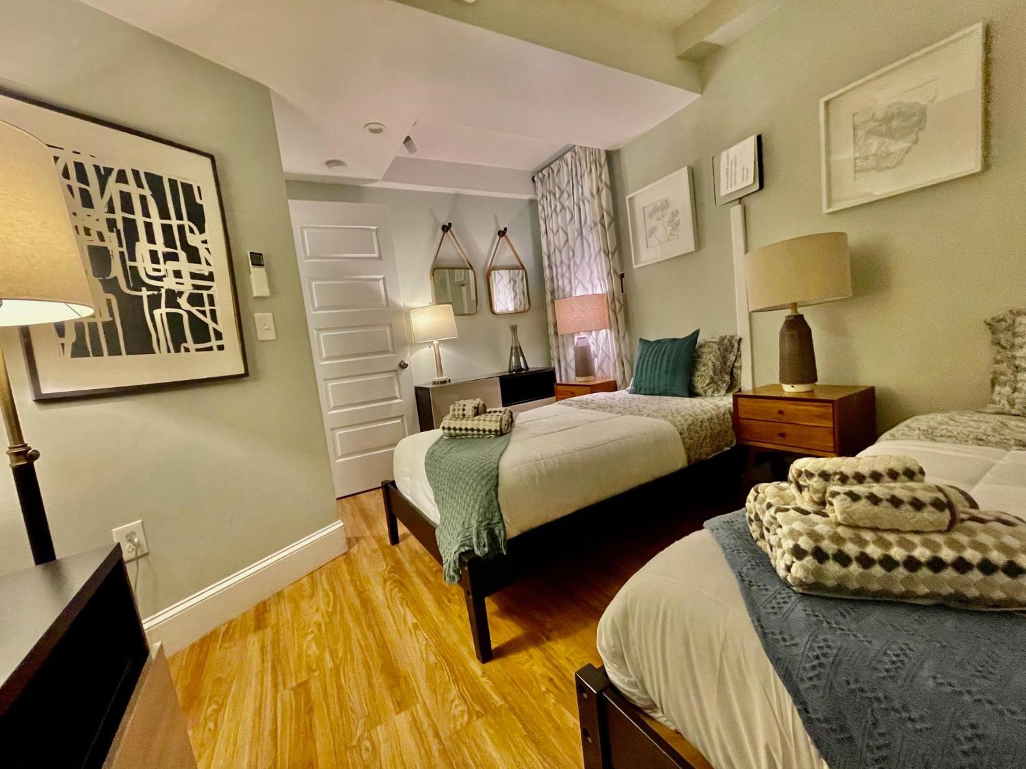 Beautiful 3Br 3Ba Duplex Parking Best Location Boston Extérieur photo